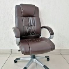 Кресло Barneo K-6 для руководителя (коричневая экокожа) в Агрызе - agryz.mebel24.online | фото