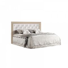 Кровать 2-х спальная (1,8 м) Амели штрих-лак  с мягким изголовьем с подъемным механизмом (АМКР180-2[3]) в Агрызе - agryz.mebel24.online | фото