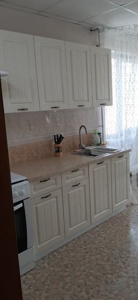 Кухня модульная Луксор серый-кремовый в Агрызе - agryz.mebel24.online | фото 2